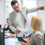 Avskedad Med Omedelbar Verkan