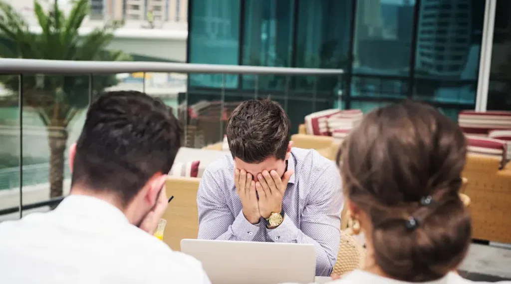 Vilka är de juridiska grunderna för avsked